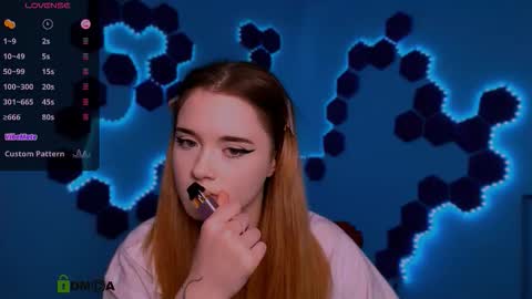 alexa_night_ online show from November 25, 2025, 9:59 pm