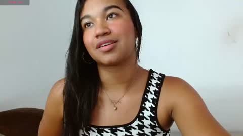 Snapshot of alexa_priincess chatting on June 10, 2026, 7:35 pm online show from June 10, 2026, 7:35 pm