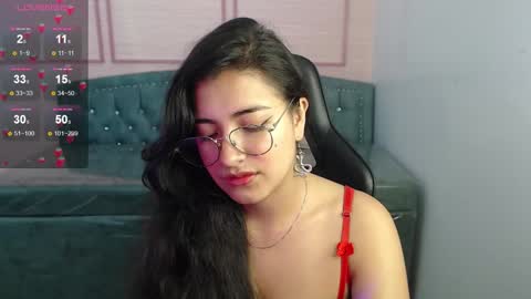 Alexandra online show from December 15, 2025, 12:53 pm