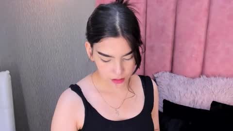 Alexa Thaylor online show from October 24, 2025, 3:19 pm