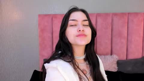 Alexa Thaylor online show from November 27, 2025, 3:03 pm