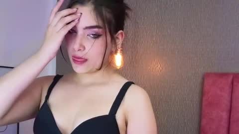 Alexa Thaylor online show from April 10, 2026, 2:44 pm