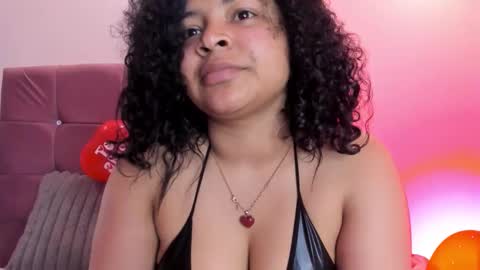 Snapshot of alexaa_swan chatting on February 15, 2026, 9:55 pm alexaa_swan online show from February 15, 2026, 9:55 pm