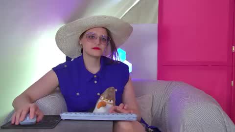 AlexaAvery online show from June 23, 2026, 6:33 am
