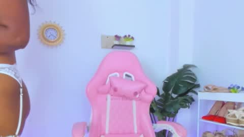 Alexa Jhonson online show from November 16, 2025, 11:16 am