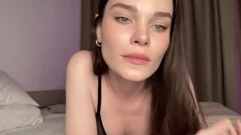 Snapshot of alexalex2095 chatting on June 6, 2026, 2:44 pm Ember Valentine online show from June 6, 2026, 2:44 pm