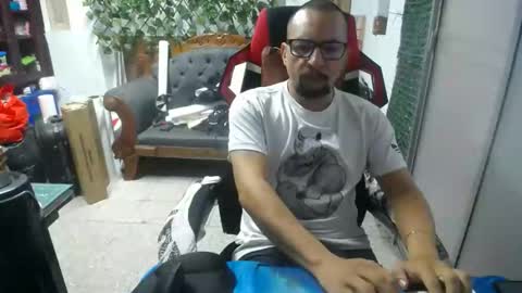 Snapshot of alexamdergal chatting on January 2, 2025, 2:24 pm Alexamdergal online show from January 2, 2025, 2:24 pm