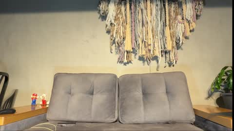 Snapshot of alexanddani chatting on December 4, 2024, 5:27 am Alex Dani online show from December 4, 2024, 5:27 am