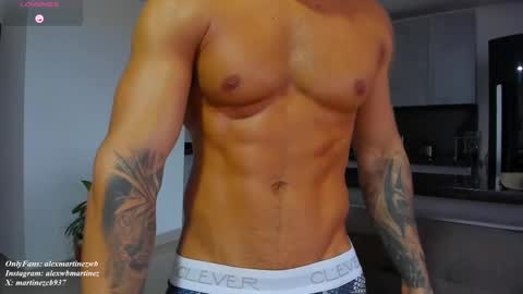 Snapshot of alexander_martines chatting on September 17, 2025, 10:22 pm Onlyfansalexmartinezwb Instagram alexwbmartinez Twitter martinezcb937 online show from September 17, 2025, 10:22 pm