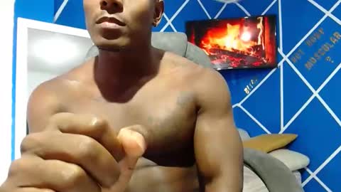 Snapshot of alexander_megan chatting on November 11, 2025, 12:27 pm alexander online show from November 11, 2025, 12:27 pm