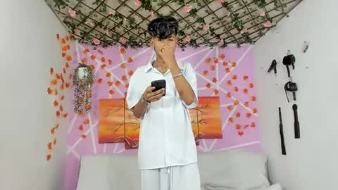 Snapshot of alexandluke1 chatting on February 24, 2025, 12:30 am chicos hot online show from February 24, 2025, 12:30 am