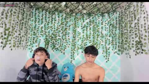 chicos hot online show from January 13, 2026, 1:55 am