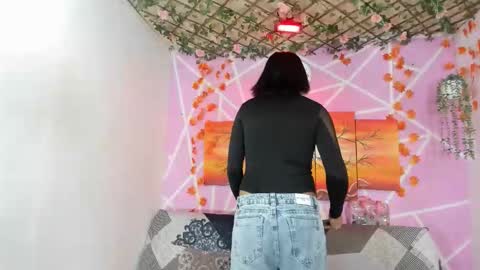 chicos hot online show from February 26, 2026, 3:49 am