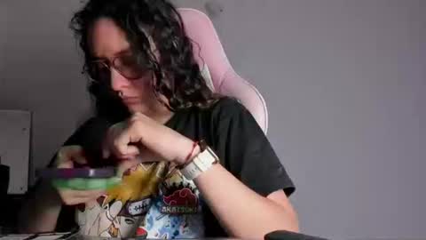 alexandra clauss online show from November 19, 2025, 9:59 pm