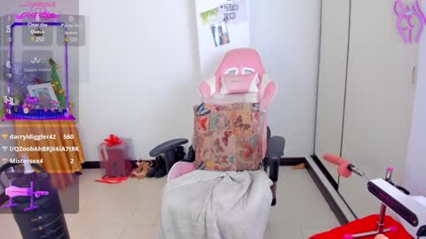 Alexandra Independent model online show from December 6, 2024, 8:05 am