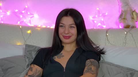 AlexandraBloom online show from December 22, 2024, 10:04 pm