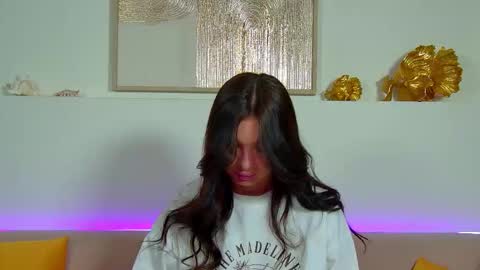 AlexandraBloom online show from November 10, 2025, 6:51 pm