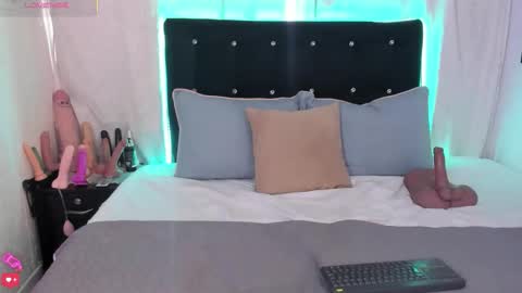 Snapshot of alexandranovaa chatting on March 28, 2026, 6:29 pm Alexandra novaa online show from March 28, 2026, 6:29 pm