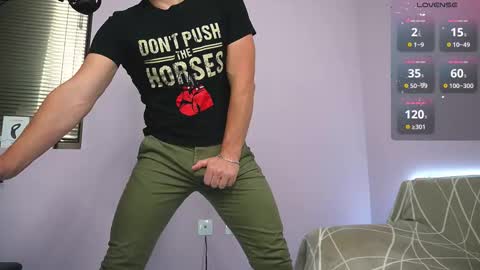 Snapshot of alexandrblatenn chatting on November 15, 2025, 4:54 am alexandrblatenn online show from November 15, 2025, 4:54 am