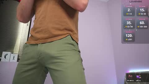 Snapshot of alexandrblatenn chatting on December 14, 2025, 4:51 am alexandrblatenn online show from December 14, 2025, 4:51 am