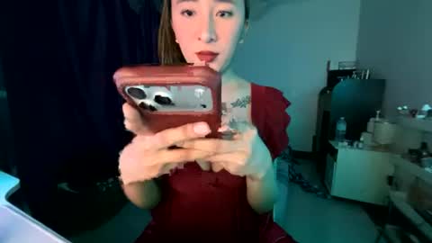 adrianagreyson online show from July 7, 2026, 3:16 pm