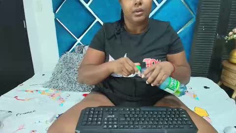 Snapshot of alexarousse4u chatting on February 14, 2026, 12:18 am Alexa online show from February 14, 2026, 12:18 am