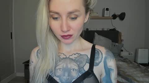 Snapshot of alexarush chatting on December 1, 2024, 5:57 pm alexarush online show from December 1, 2024, 5:57 pm