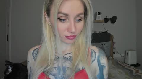 Snapshot of alexarush chatting on December 6, 2024, 5:44 pm alexarush online show from December 6, 2024, 5:44 pm