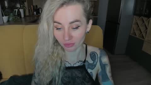 Snapshot of alexarush chatting on December 24, 2024, 6:06 pm alexarush online show from December 24, 2024, 6:06 pm