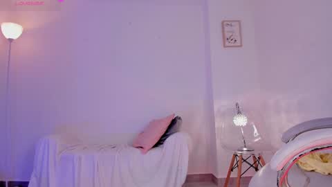 lexandra  online show from February 28, 2025, 10:30 am