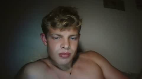 Snapshot of alexcoxx21 chatting on July 28, 2026, 8:01 pm alexcoxx21 online show from July 28, 2026, 8:01 pm