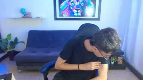 Snapshot of alexcum_18 chatting on June 22, 2026, 2:14 pm alex online show from June 22, 2026, 2:14 pm