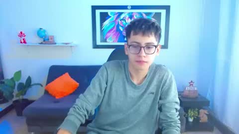 Snapshot of alexcum_18 chatting on June 24, 2026, 2:05 pm alex online show from June 24, 2026, 2:05 pm