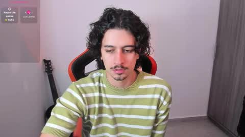 alexfloreszzz online show from March 24, 2026, 8:47 pm