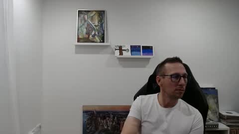 alexhunter4u online show from December 16, 2024, 10:24 pm