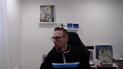 alexhunter4u online show from December 17, 2024, 9:07 am