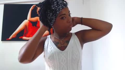 Snapshot of alexia_sinclaire24 chatting on September 14, 2025, 8:30 pm alexia_sinclaire24 online show from September 14, 2025, 8:30 pm