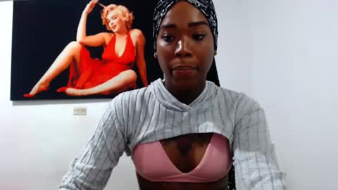 alexia_sinclaire24 online show from March 23, 2026, 12:03 am