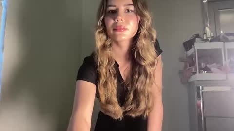 Snapshot of alexialovesyouu chatting on November 11, 2025, 12:32 am Goddess Alexia online show from November 11, 2025, 12:32 am