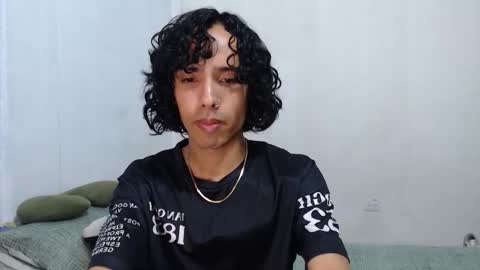 Alexis online show from December 4, 2025, 6:49 pm