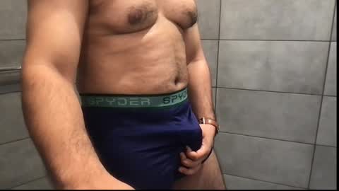 Snapshot of alexis69mm chatting on January 6, 2025, 12:05 am Alex online show from January 6, 2025, 12:05 am