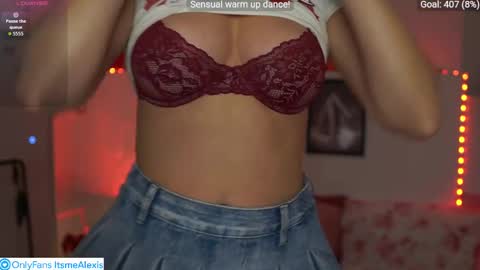 Snapshot of alexis___texas chatting on November 5, 2025, 7:36 pm Alexis Texas online show from November 5, 2025, 7:36 pm