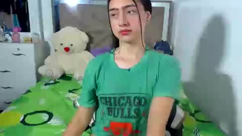 -- ALEXIS -- online show from July 8, 2026, 1:32 am