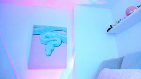 Alexiis 3 online show from November 15, 2025, 11:40 am