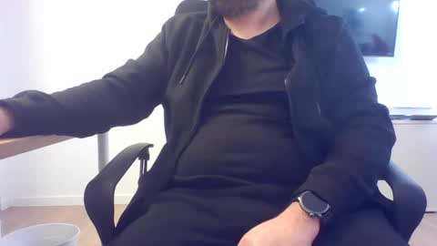 Snapshot of alexisgood888 chatting on December 18, 2025, 7:36 am Slave Alex online show from December 18, 2025, 7:36 am