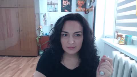 AlexisMillers online show from November 25, 2025, 8:58 am