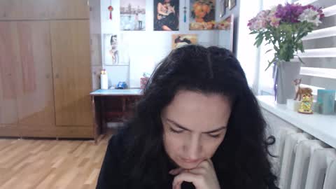 AlexisMillers online show from April 13, 2026, 9:26 am