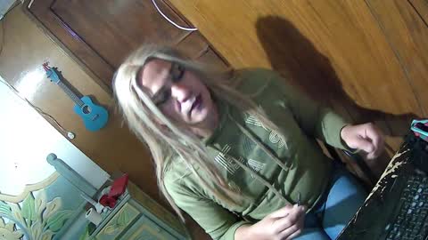 Snapshot of alexiss699 chatting on December 16, 2024, 12:27 pm alexiss699 online show from December 16, 2024, 12:27 pm