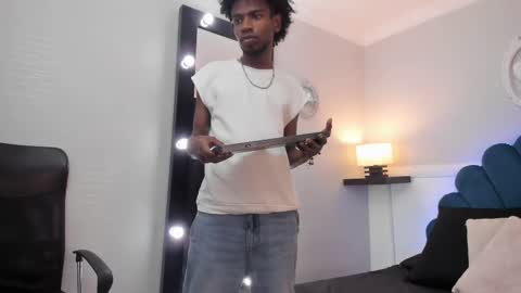 Snapshot of alexjaccob chatting on September 17, 2025, 5:36 pm Alex Jaccob online show from September 17, 2025, 5:36 pm