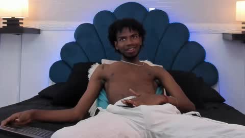 Snapshot of alexjaccob chatting on September 23, 2025, 1:14 pm Alex Jaccob online show from September 23, 2025, 1:14 pm